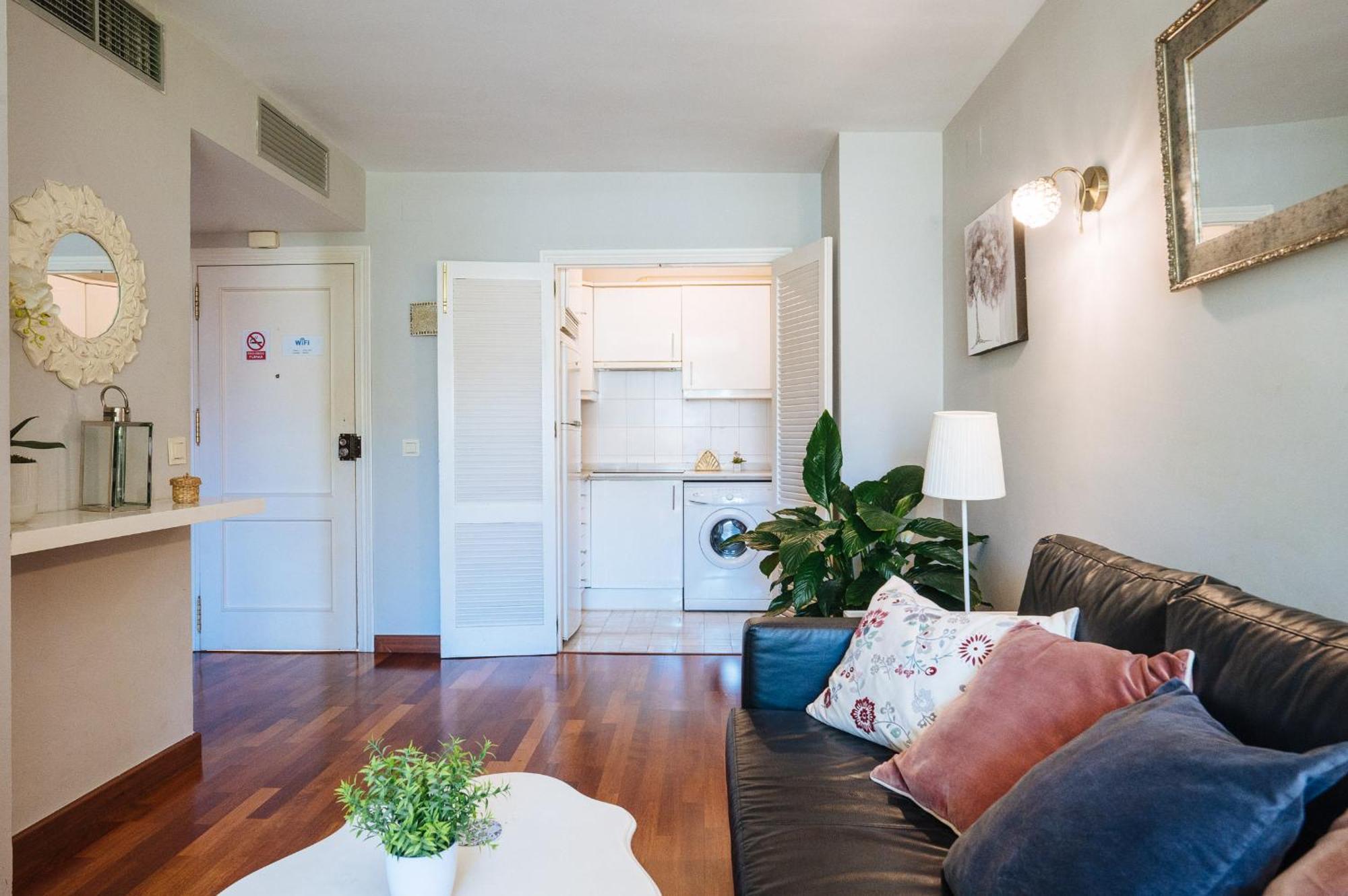 Novalia Home Suite Sevilla Eksteriør billede