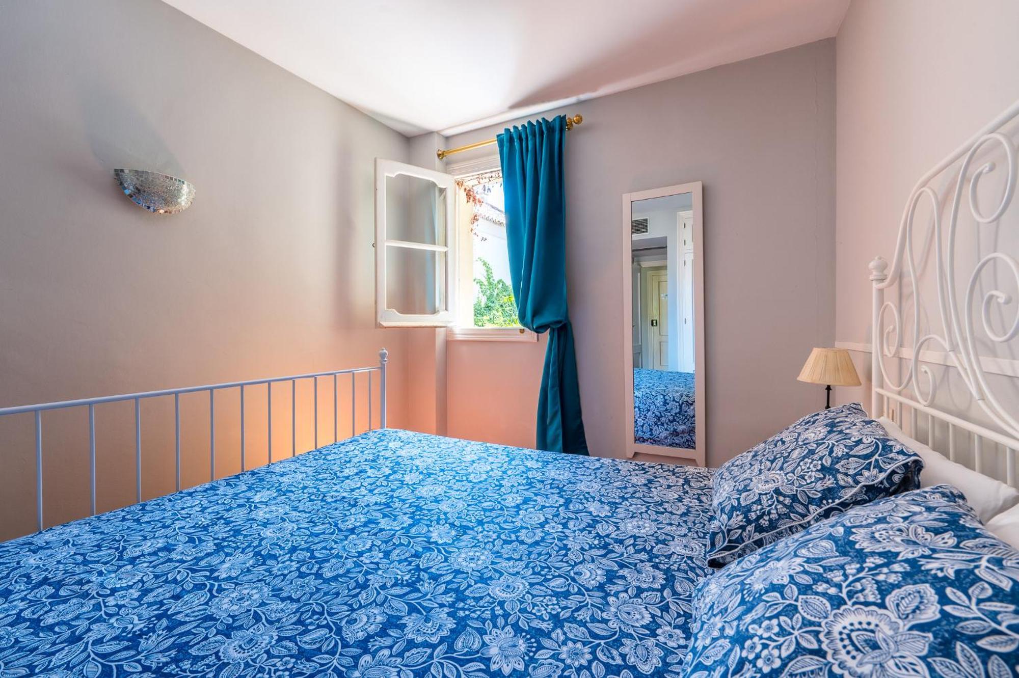 Novalia Home Suite Sevilla Eksteriør billede