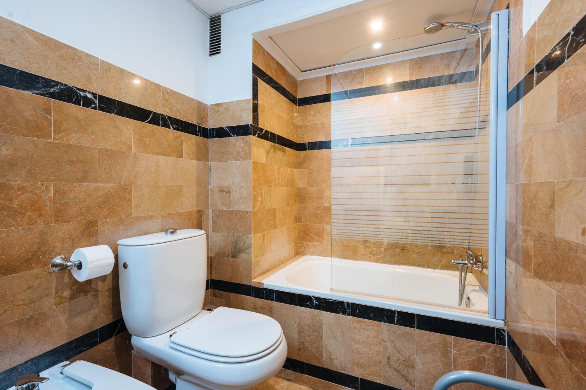 Novalia Home Suite Sevilla Eksteriør billede